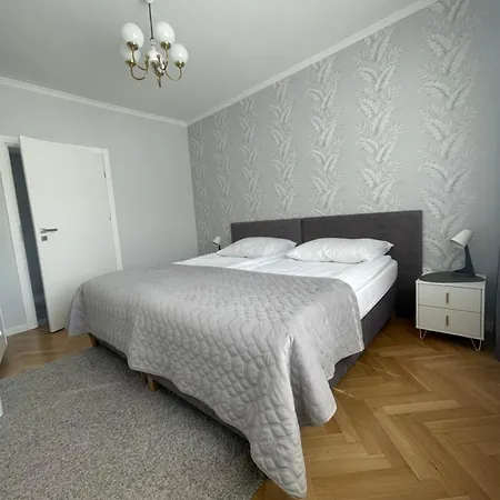 Pensjonat I Limonka Do Plaży 900m Stoczniowców 13 *