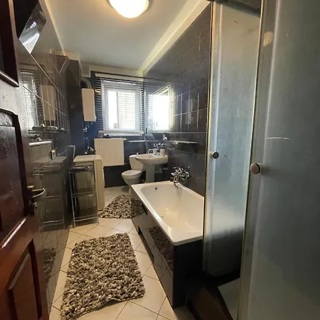 I Limonka Do Plaży 900m Stoczniowców 13 *