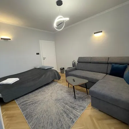 I Limonka Do Plaży 900m Stoczniowców 13 * Gdynia